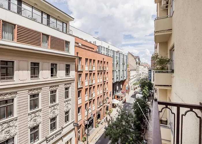 Apartman De Luxe 1-bedroom, 2-bathroom In The Center