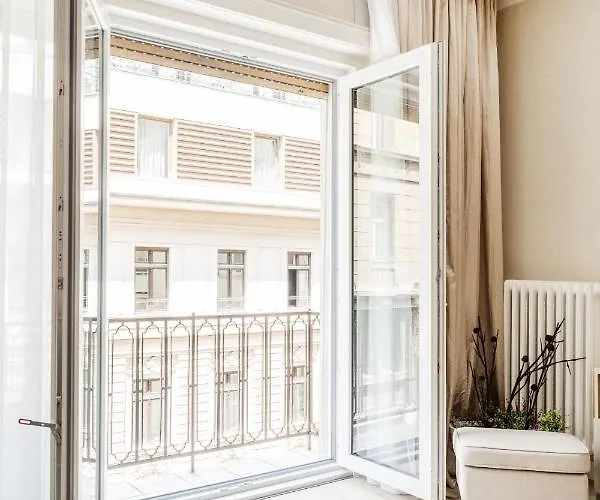 Apartman De Luxe 1-bedroom, 2-bathroom In The Center Budapest