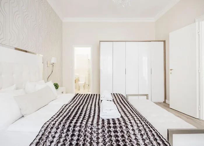 Apartman De Luxe 1-bedroom, 2-bathroom In The Center *